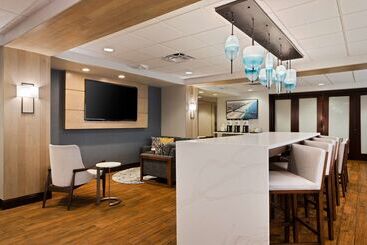هتل Hampton Inn Jacksonville I 295 East/baymeadows