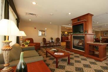 هتل Hampton Inn Rutland