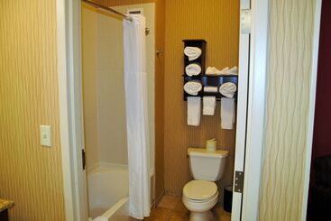 هتل Hampton Inn & Suites Cincinnati/uptownuniversity Area
