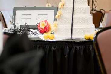 هتل Hampton Inn & Suites Columbia At University