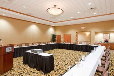 هتل Hampton Inn & Suites Columbia At University