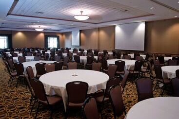 هتل Hampton Inn & Suites Columbia At University
