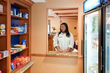 هتل Hampton Inn & Suites Columbia At University