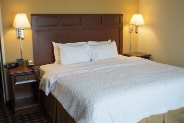 هتل Hampton Inn & Suites Columbia At University
