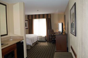 هتل Hampton Inn & Suites Columbia At University