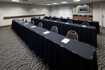 호텔 Hampton Inn & Suites Davenport