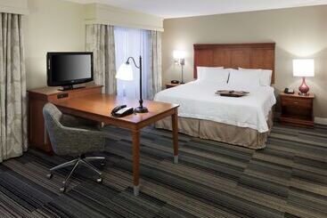 호텔 Hampton Inn & Suites Davenport