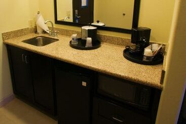 هتل Hampton Inn & Suites St. Louis/south I55