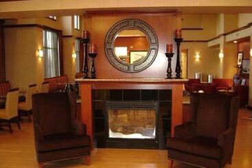 هتل Hampton Inn & Suites St. Louis/south I55