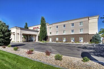 هتل Hampton Inn Twin Falls Id