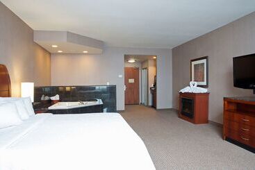 هتل Hilton Garden Inn Columbus/edinburgh