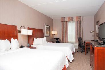 هتل Hilton Garden Inn Columbus/edinburgh