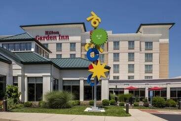 هتل Hilton Garden Inn Columbus/edinburgh