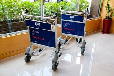 هتل Holiday Inn Express Taoyuan, An Ihg