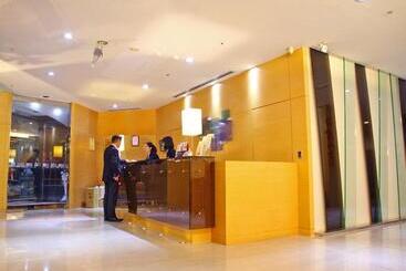 هتل Holiday Inn Express Taoyuan, An Ihg