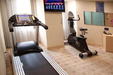 هتل Holiday Inn Express Taoyuan, An Ihg