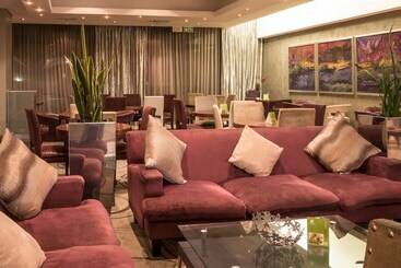 Отель Holiday Inn Johannesburg Rosebank, An Ihg