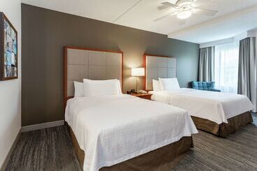 هتل Homewood Suites By Hilton Albany