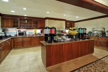 هتل Homewood Suites By Hilton Chesapeakegreenbrier
