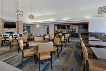 هتل Homewood Suites By Hilton Chesapeakegreenbrier