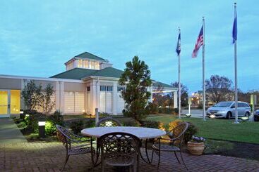 هتل Homewood Suites By Hilton Chesapeakegreenbrier