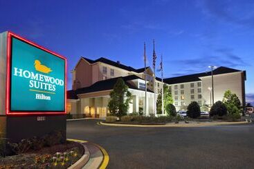 هتل Homewood Suites By Hilton Chesapeakegreenbrier