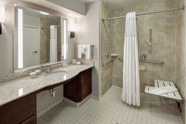 هتل Homewood Suites By Hilton El Paso Airport