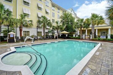 هتل Homewood Suites By Hilton Charleston Airport