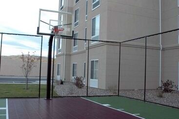 هتل Homewood Suites By Hilton Rock Springs