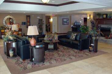 هتل Homewood Suites By Hilton Rock Springs