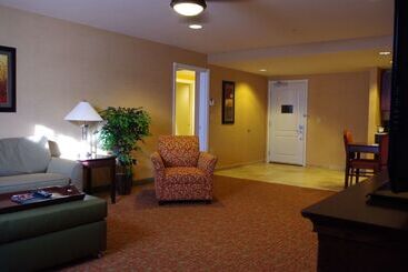 هتل Homewood Suites By Hilton Rock Springs