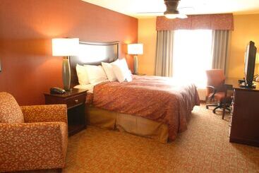 هتل Homewood Suites By Hilton Rock Springs