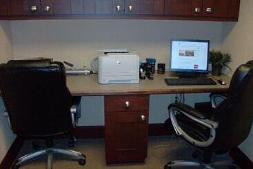 هتل Homewood Suites By Hilton Rock Springs