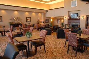هتل Homewood Suites By Hilton Rock Springs