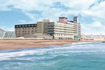 Imagine Hotel & Resort