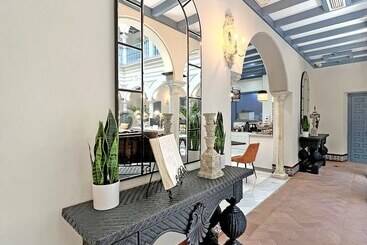 هتل Itaca Sevilla By Soho Boutique