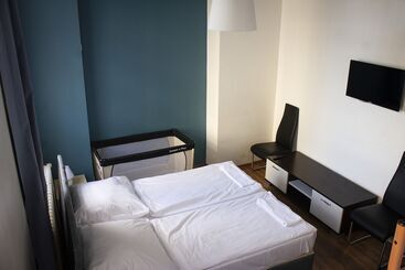 هتل Metropol Hostel Berlin