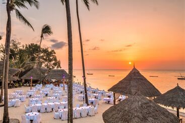هتل Nungwi Beach Resort By Turaco