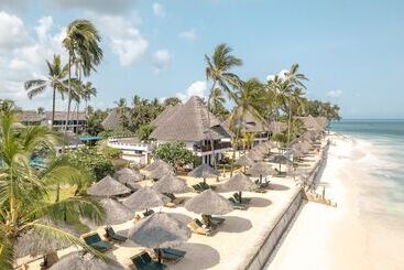 هتل Nungwi Beach Resort By Turaco