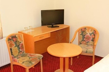 هتل Pension Kaden