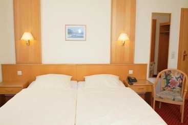 هتل Pension Kaden