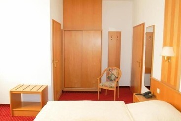 هتل Pension Kaden