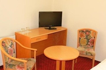 هتل Pension Kaden