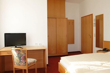 هتل Pension Kaden