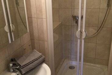 هتل Pension Wegerich