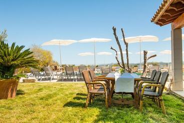 Landhotel Agroturismo Son Burgues