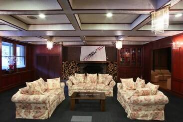 酒店 Shiga Palace