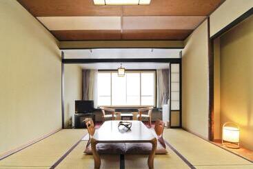 هتل Shikanoyu