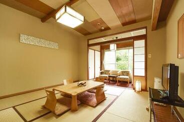 هتل Shikanoyu