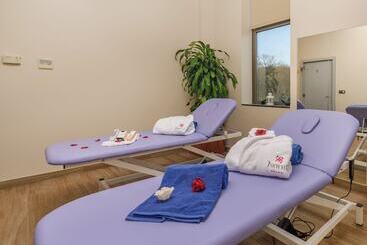 هتل Spa Norat Torre Do Deza 4 Superior